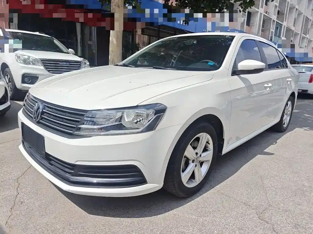 2017 Volkswagen Lavida 1.6L Automatic Fashion Edition — миниатюра 2