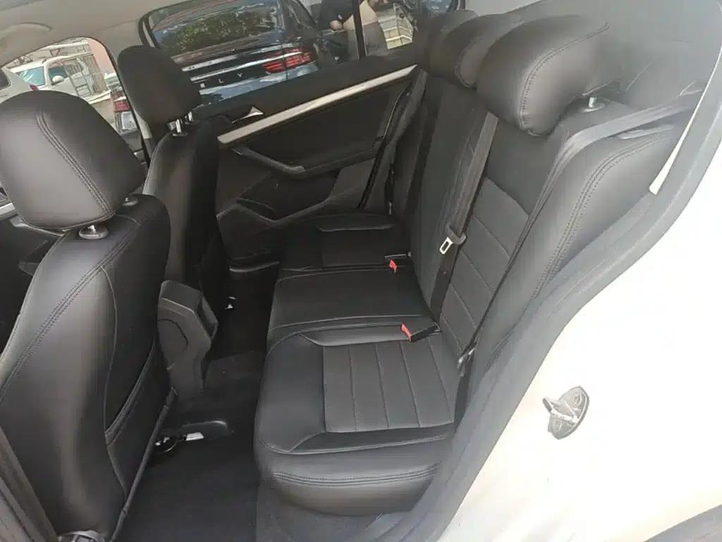 2017 Volkswagen Lavida 1.6L Automatic Fashion Edition — миниатюра 17
