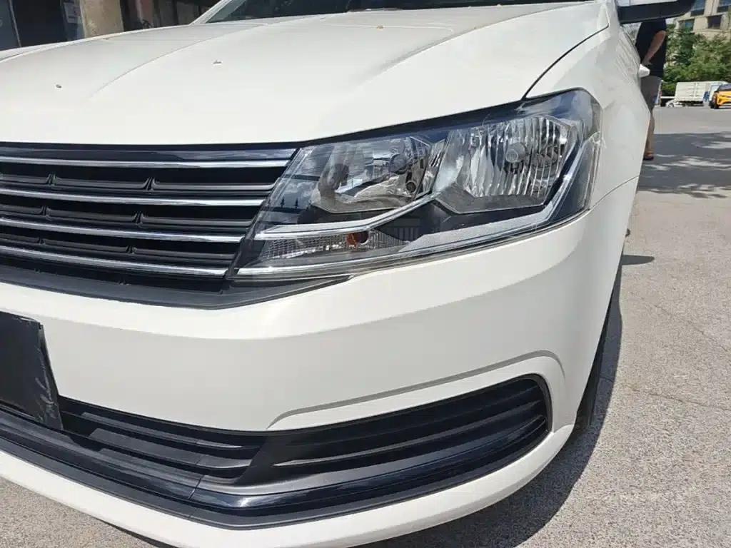 2017 Volkswagen Lavida 1.6L Automatic Fashion Edition — миниатюра 24