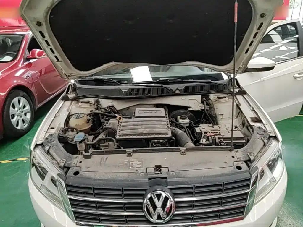 2013 Volkswagen Lavida Classic Facelift 1.6L Automatic Fashion Edition — миниатюра 20