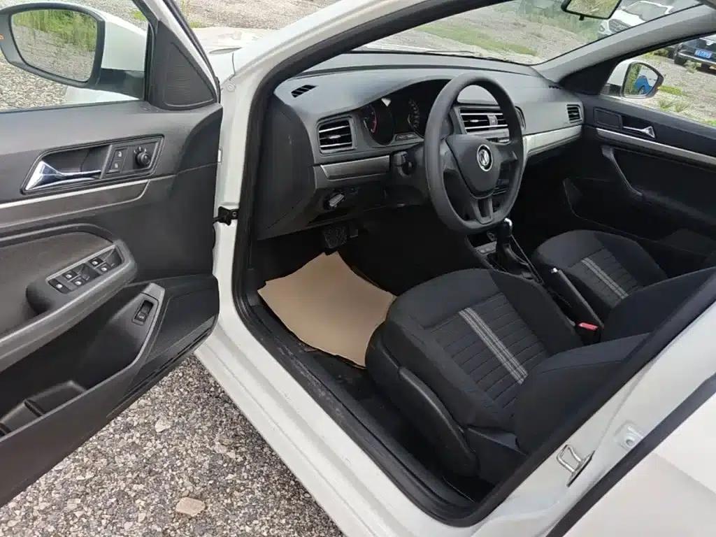 2019 Volkswagen Lavida, Lavida Qihang 1.5L Automatic Fashion Edition (National VI Emission Standard) — миниатюра 16