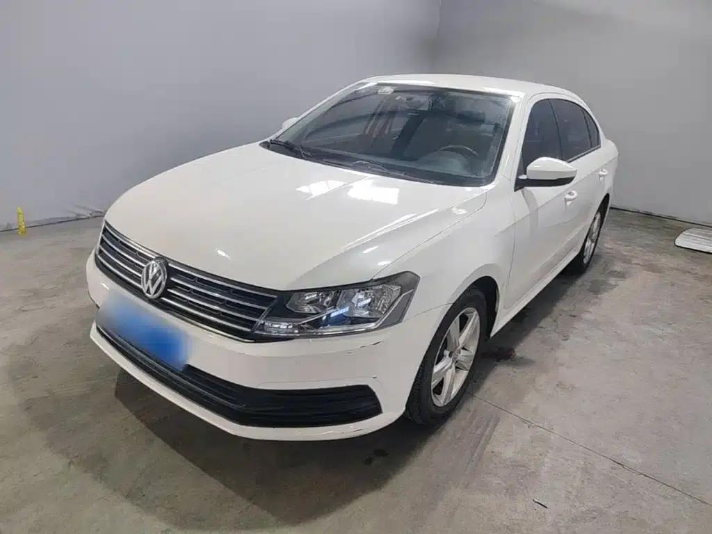 2017 Volkswagen Lavida 1.6L Automatic Fashion Edition — миниатюра 1