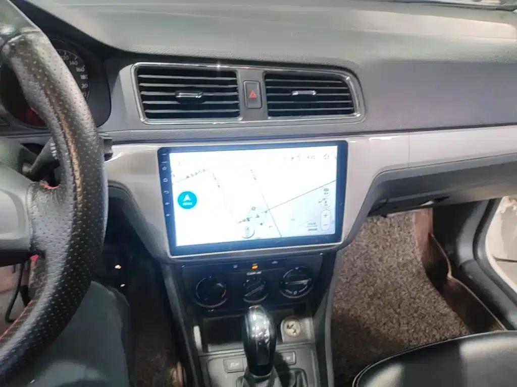 2017 Volkswagen Lavida 1.6L Automatic Fashion Edition — миниатюра 13
