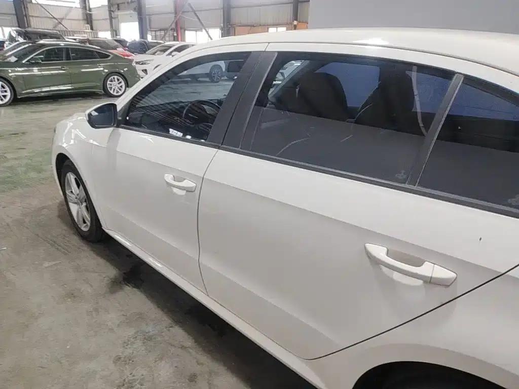 2017 Volkswagen Lavida 1.6L Automatic Fashion Edition — миниатюра 5