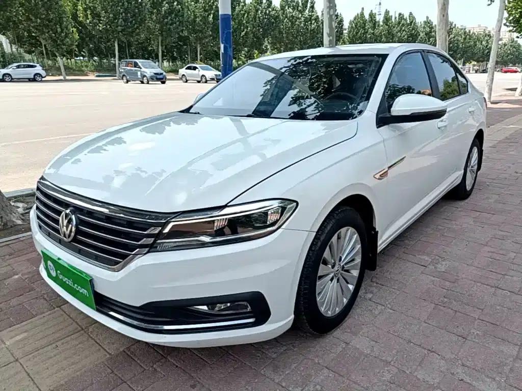 2019 Volkswagen Lavida 1.5L Automatic Comfort Edition (China VI Emission Standard) — миниатюра 1