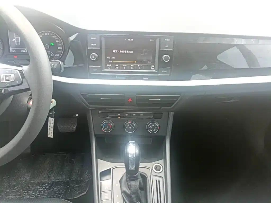 2019 Volkswagen Lavida 1.5L Automatic Comfort Edition (China VI Emission Standard) — миниатюра 13
