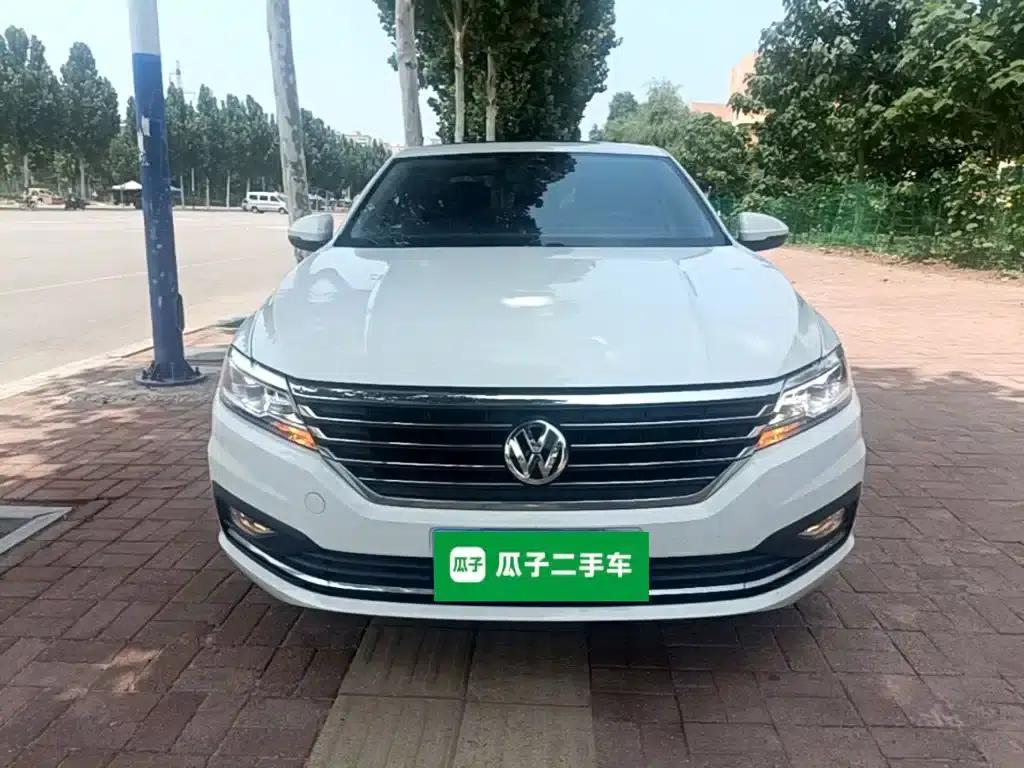 2019 Volkswagen Lavida 1.5L Automatic Comfort Edition (China VI Emission Standard) — миниатюра 3