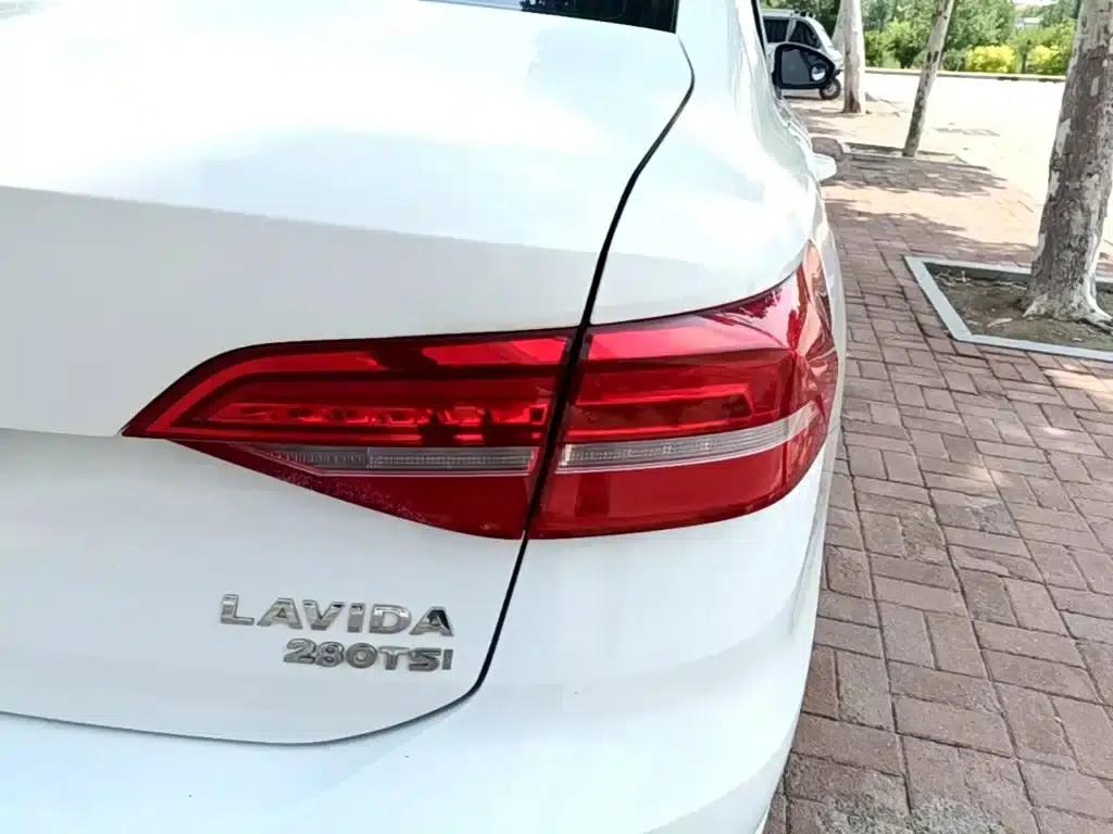 2019 Volkswagen Lavida 1.5L Automatic Comfort Edition (China VI Emission Standard) — миниатюра 8