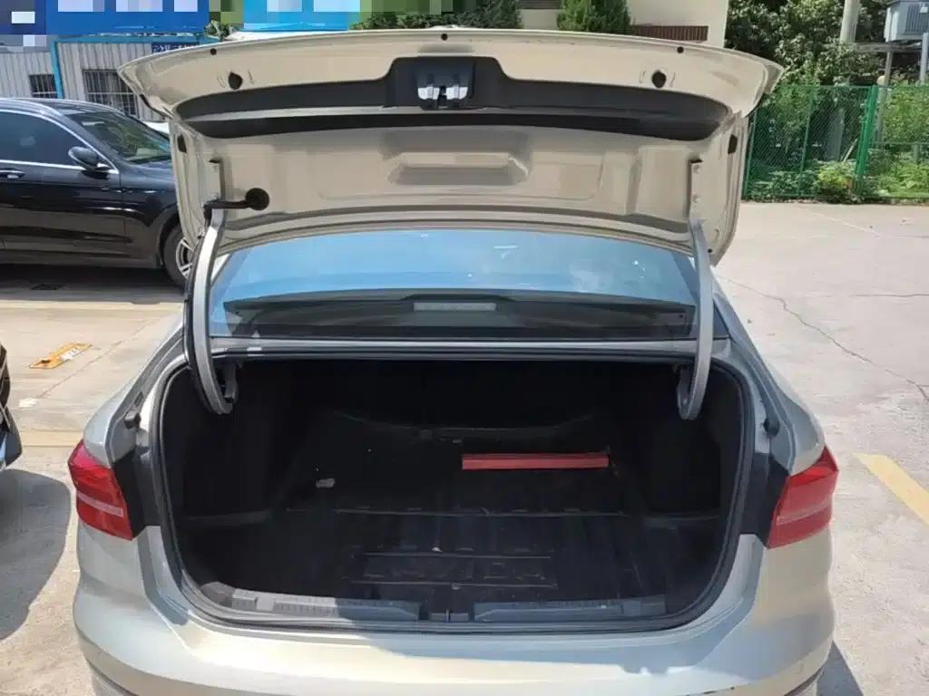 2018 Volkswagen Lavida 1.5L Automatic Comfort Edition (National V Emission Standard) — миниатюра 19