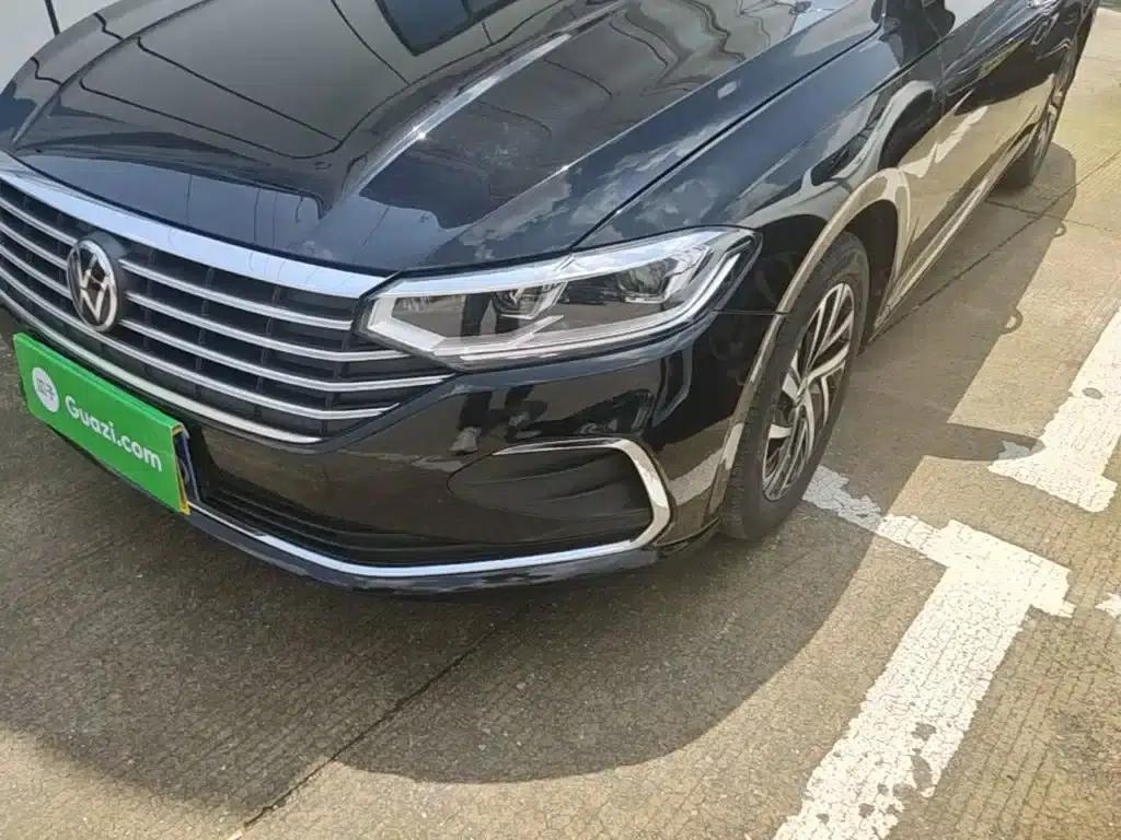 2023 Volkswagen Lavida 1.5L Automatic Five Million Edition — миниатюра 24
