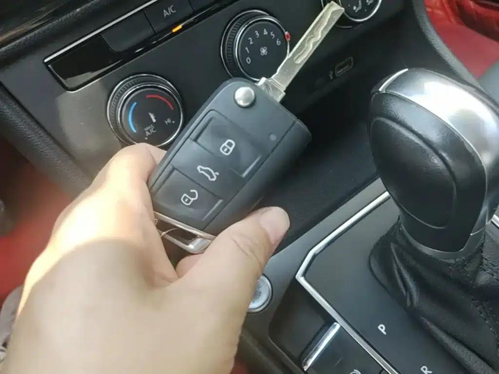 2023 Volkswagen Lavida 1.5L Automatic Five Million Edition — миниатюра 9