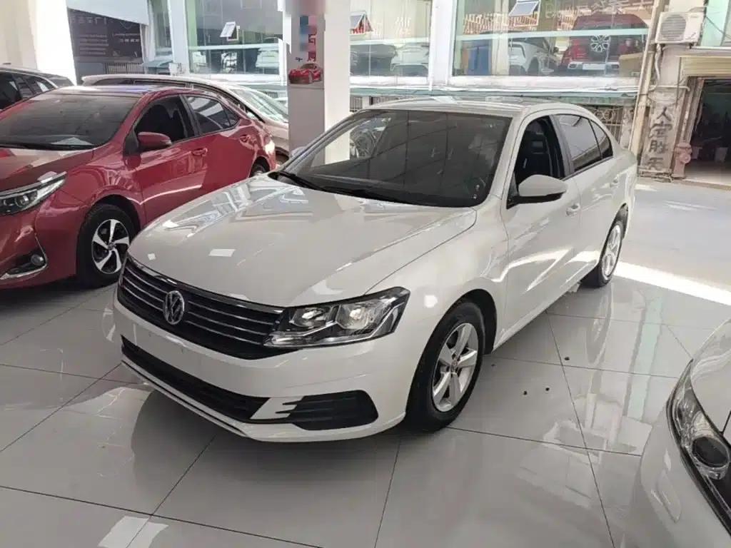 2019 Volkswagen Lavida, Lavida Qihang 1.5L Automatic Fashion Edition (National VI Emission Standard) — миниатюра 2