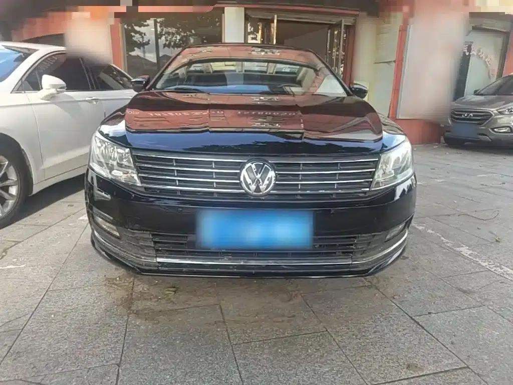 2015 Volkswagen Lavida 1.6L Automatic Comfort Edition — миниатюра 3