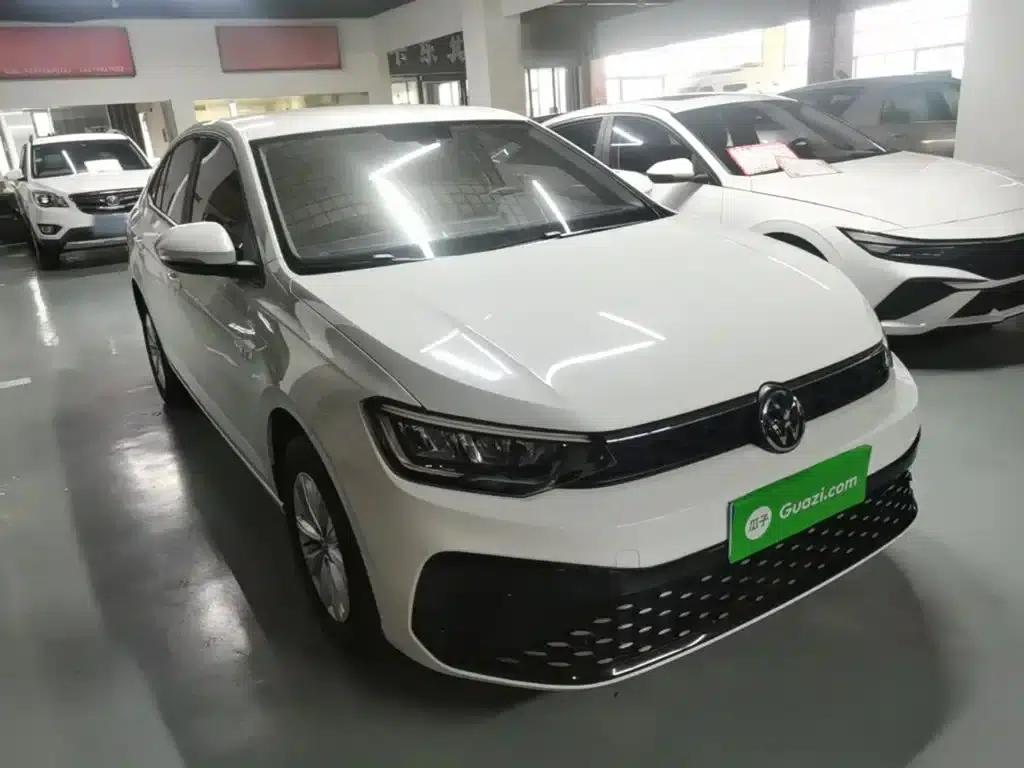 2023 Volkswagen Lavida New Elite 1.5L Automatic New Elite Edition — миниатюра 4