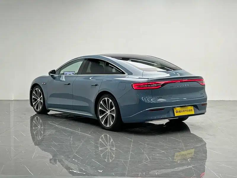 Zhijie S7 2025 Max Rear-Wheel Drive Long Range Edition — миниатюра 5