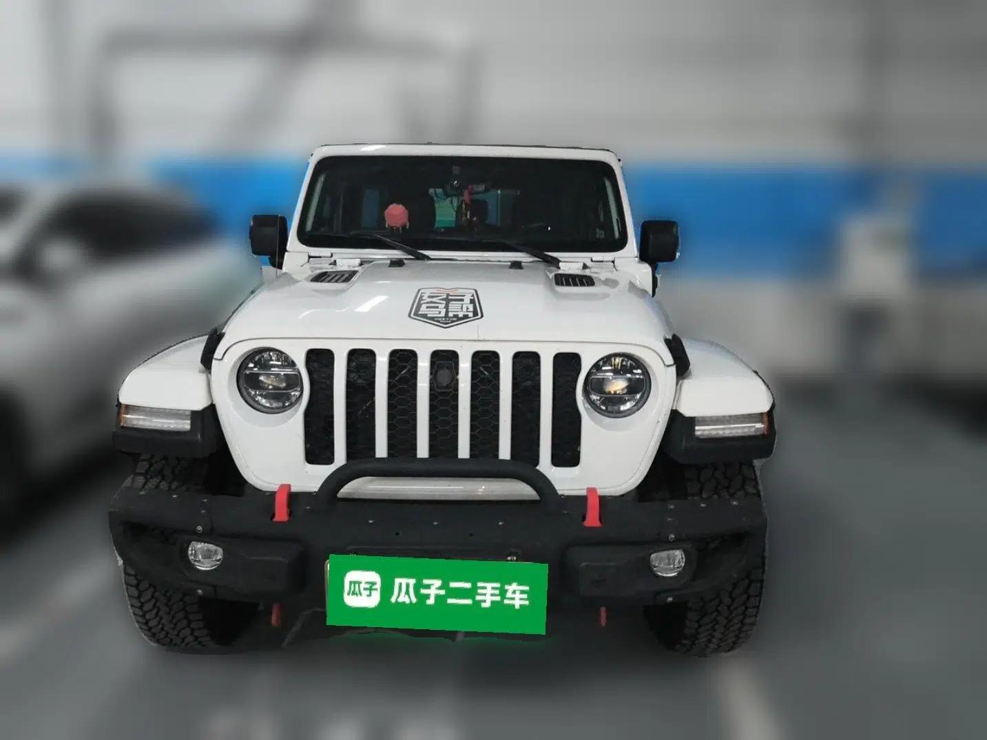 Jeep Wrangler New Energy 2021 Four-Door 2.0T 4xe Sahara First Edition — миниатюра 2