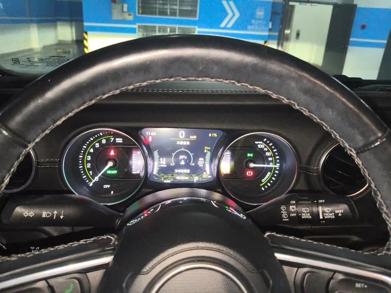 Jeep Wrangler New Energy 2021 Four-Door 2.0T 4xe Sahara First Edition — миниатюра 11