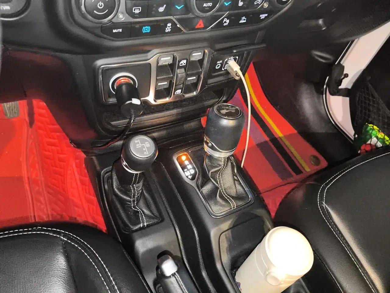 Jeep Wrangler New Energy 2021 Four-Door 2.0T 4xe Sahara First Edition — миниатюра 14
