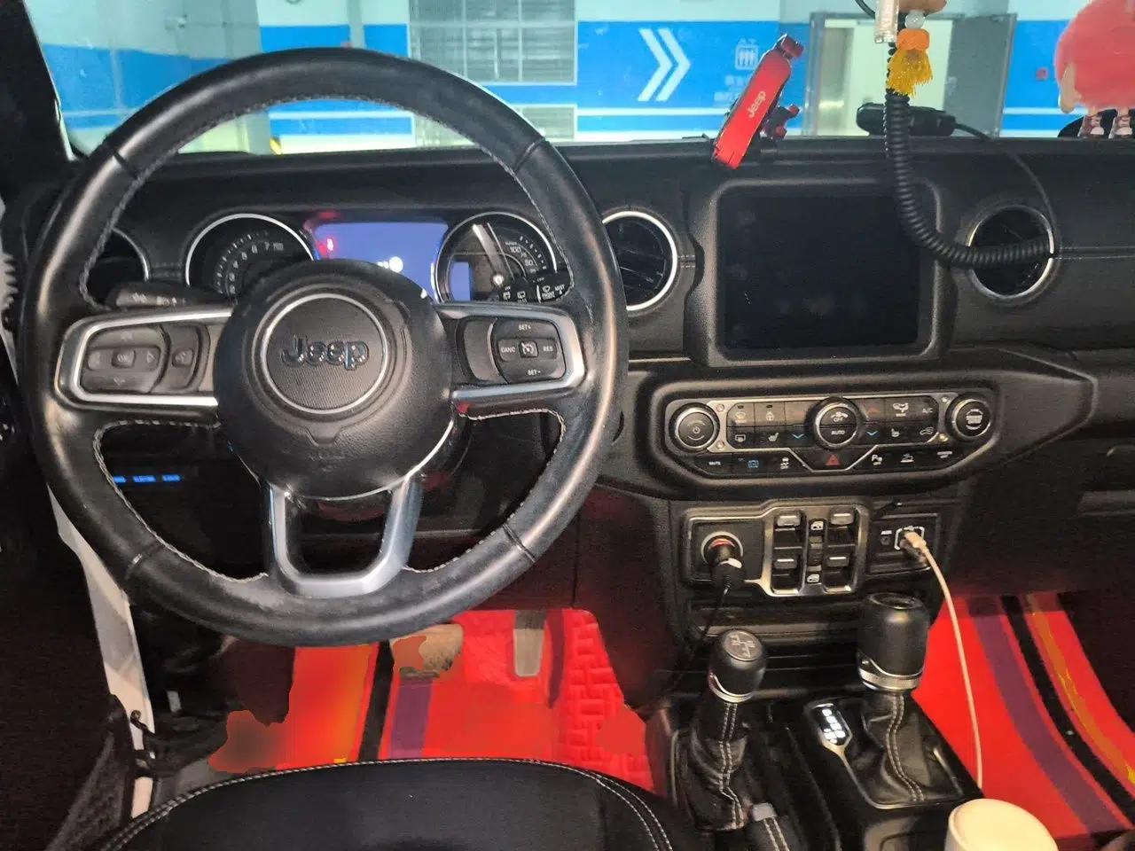 Jeep Wrangler New Energy 2021 Four-Door 2.0T 4xe Sahara First Edition — миниатюра 9