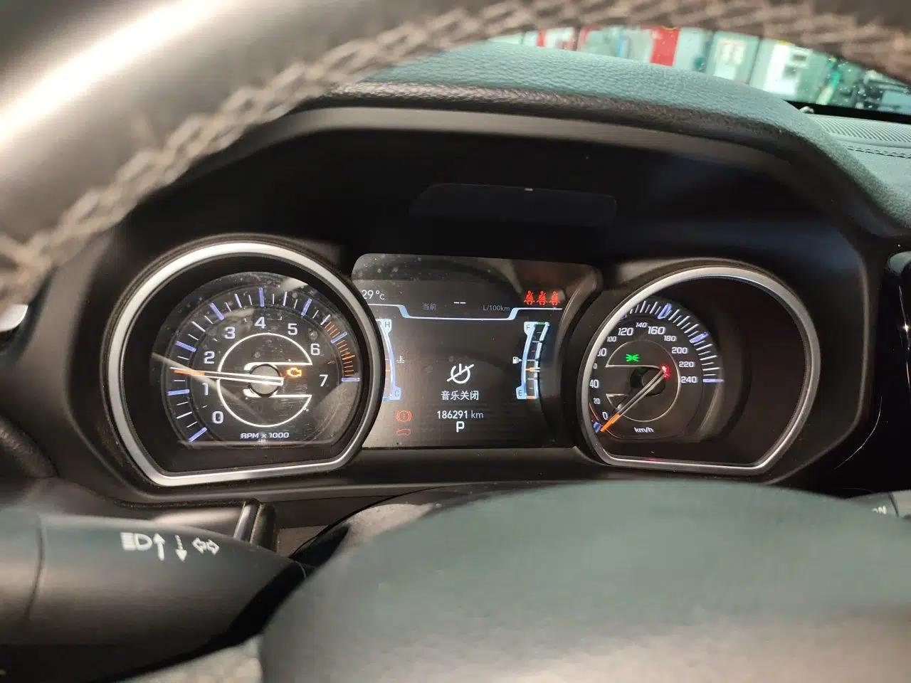 Jeep Grand Commander 2018 2.0T Four-Wheel Drive Prestige Edition China V — миниатюра 11