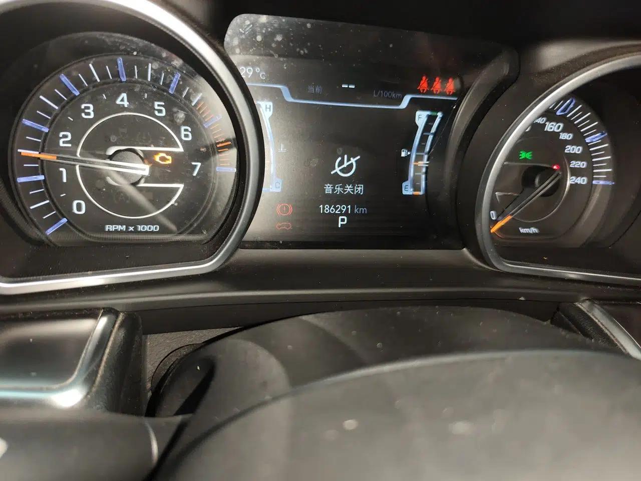 Jeep Grand Commander 2018 2.0T Four-Wheel Drive Prestige Edition China V — миниатюра 12