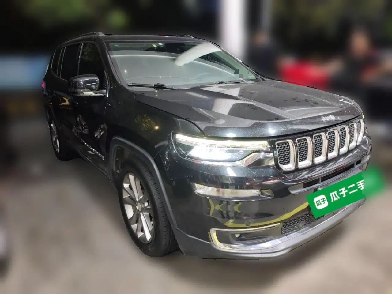 Jeep Grand Commander 2018 2.0T Four-Wheel Drive Prestige Edition China V — миниатюра 3
