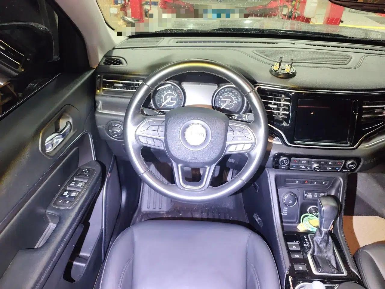 Jeep Grand Commander 2018 2.0T Four-Wheel Drive Prestige Edition China V — миниатюра 10