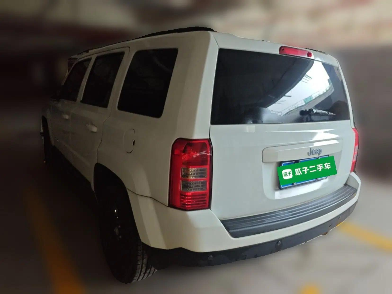 Jeep Patriot 2014 2.0L Sport Enhanced Edition — миниатюра 4