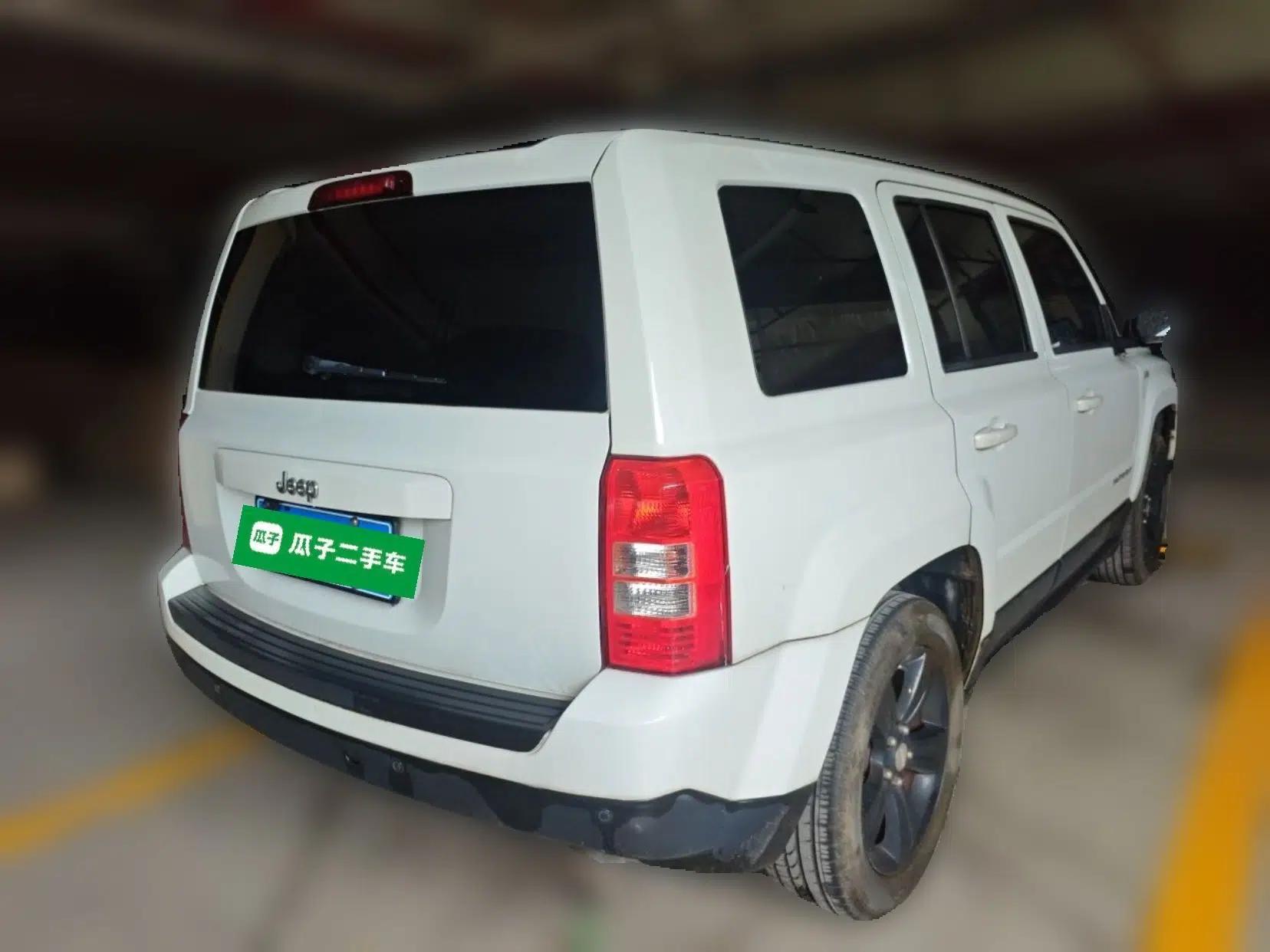 Jeep Patriot 2014 2.0L Sport Enhanced Edition — миниатюра 6