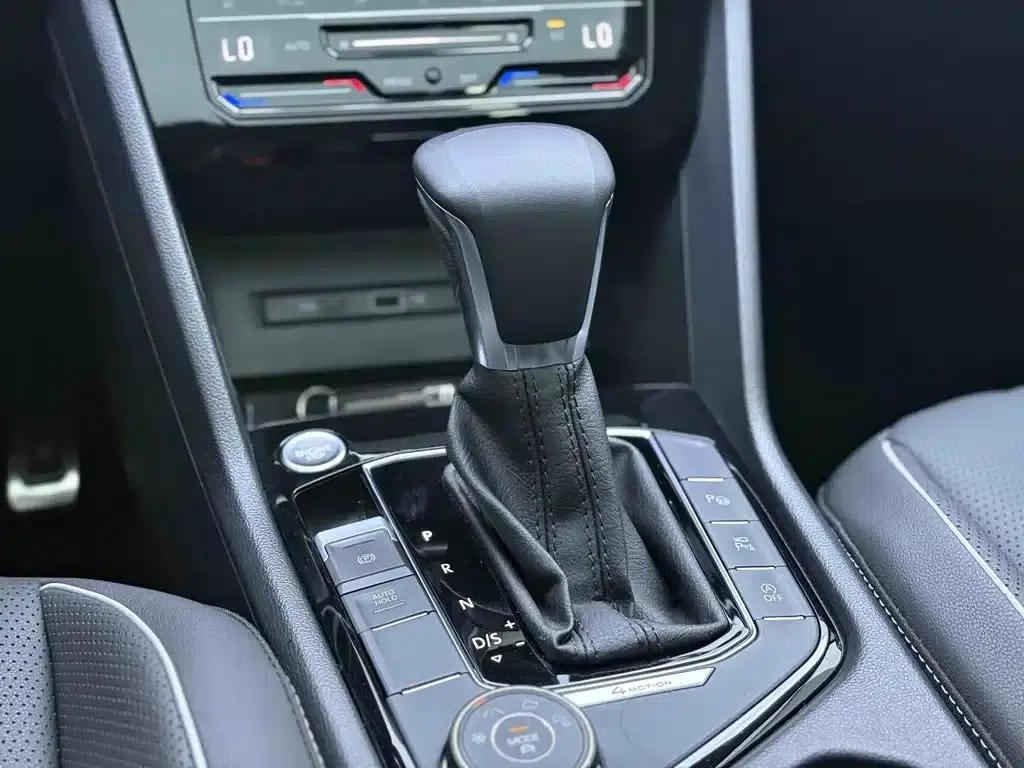 Tiguan L 2022 380TSI Automatic 4WD R-Line Premium Edition 7-Seater — миниатюра 20