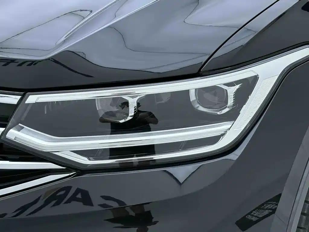 Tiguan L 2022 380TSI Automatic 4WD R-Line Premium Edition 7-Seater — миниатюра 7