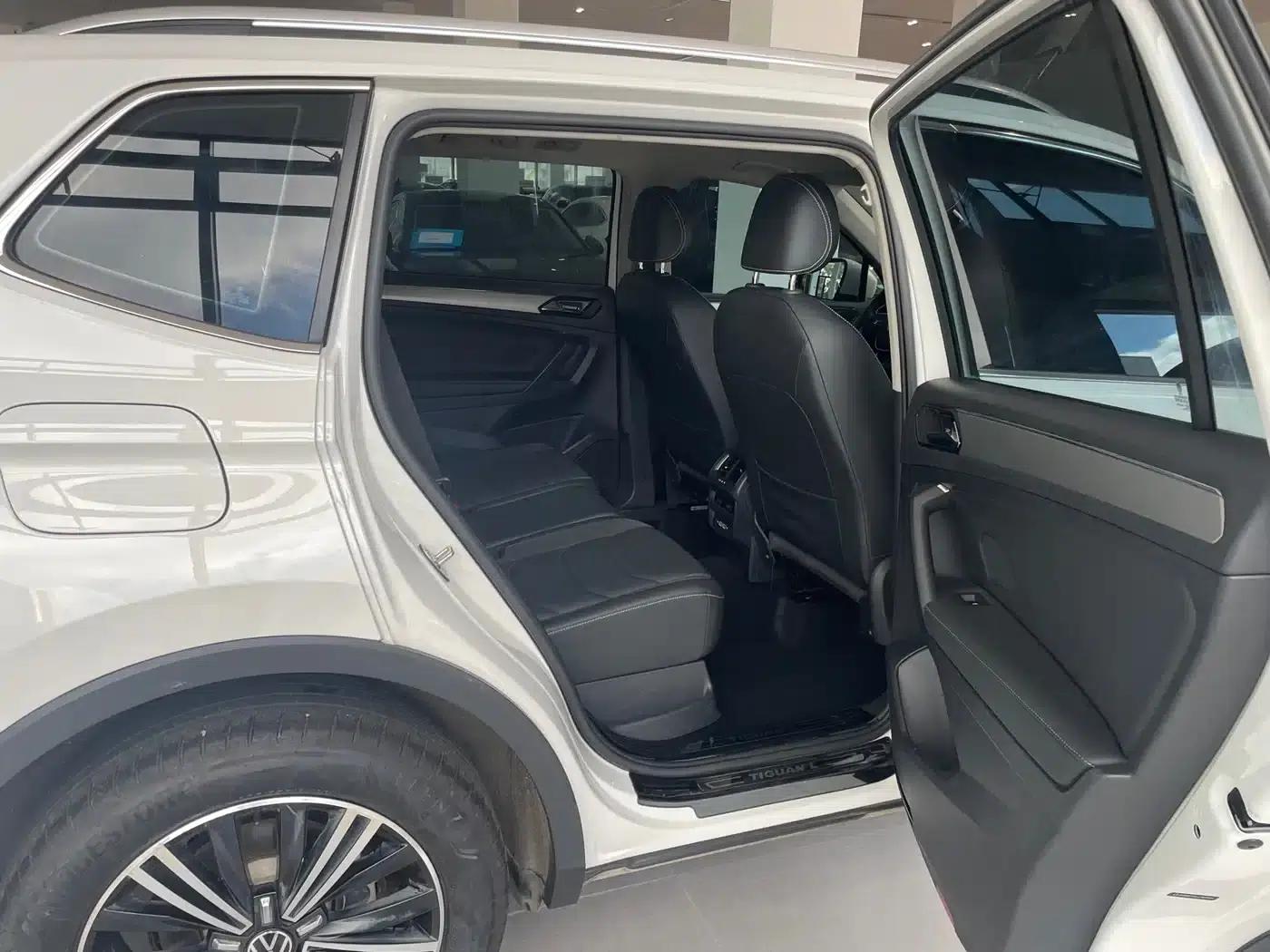 Tiguan L 2021 330TSI Automatic 2WD Smart Edition — миниатюра 5