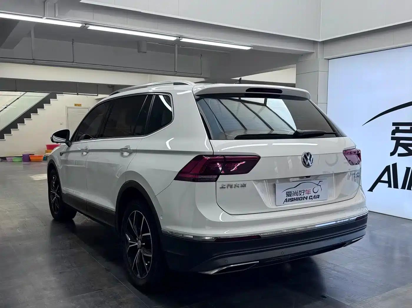 Tiguan L 2019 380TSI Automatic 4WD Smart Luxury Edition 7-Seater (China VI Emission Standard) — миниатюра 5