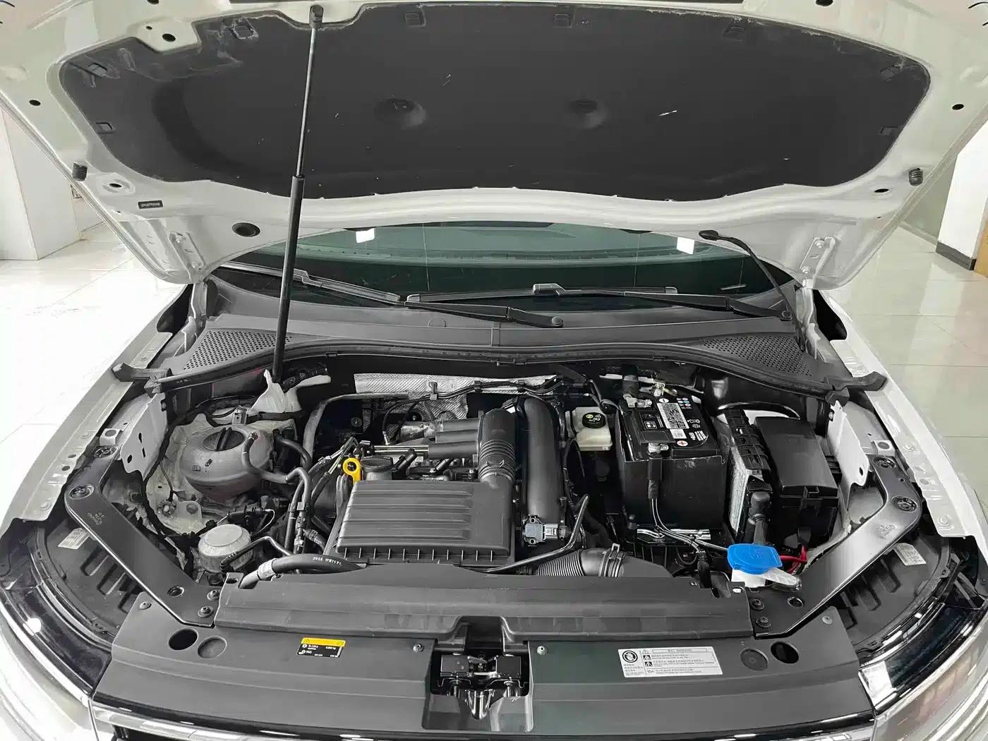 Tiguan L 2023 280TSI Automatic 2WD Trendy Limited Edition — миниатюра 18
