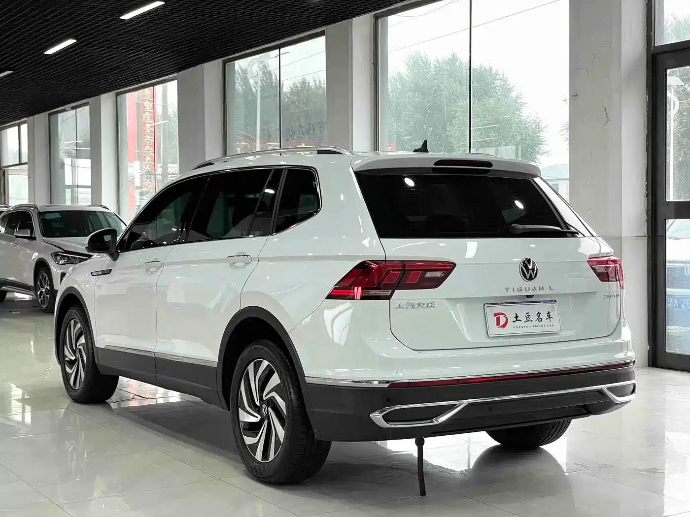 Tiguan L 2023 280TSI Automatic 2WD Trendy Limited Edition — миниатюра 4
