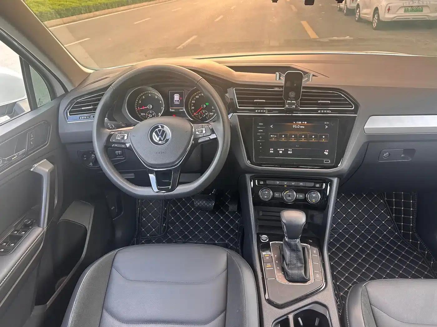 Tiguan L 2021 330TSI Automatic 2WD Smart Edition — миниатюра 5