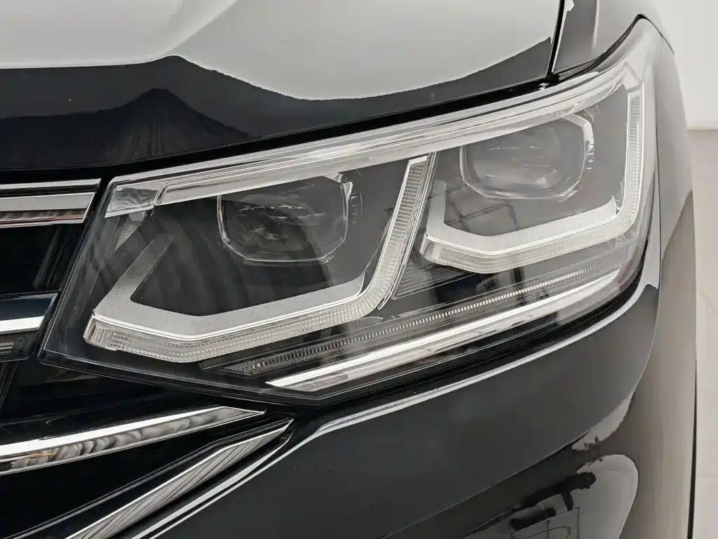Tiguan L 2023 330TSI Automatic 2WD R-Line Flagship Edition — миниатюра 7