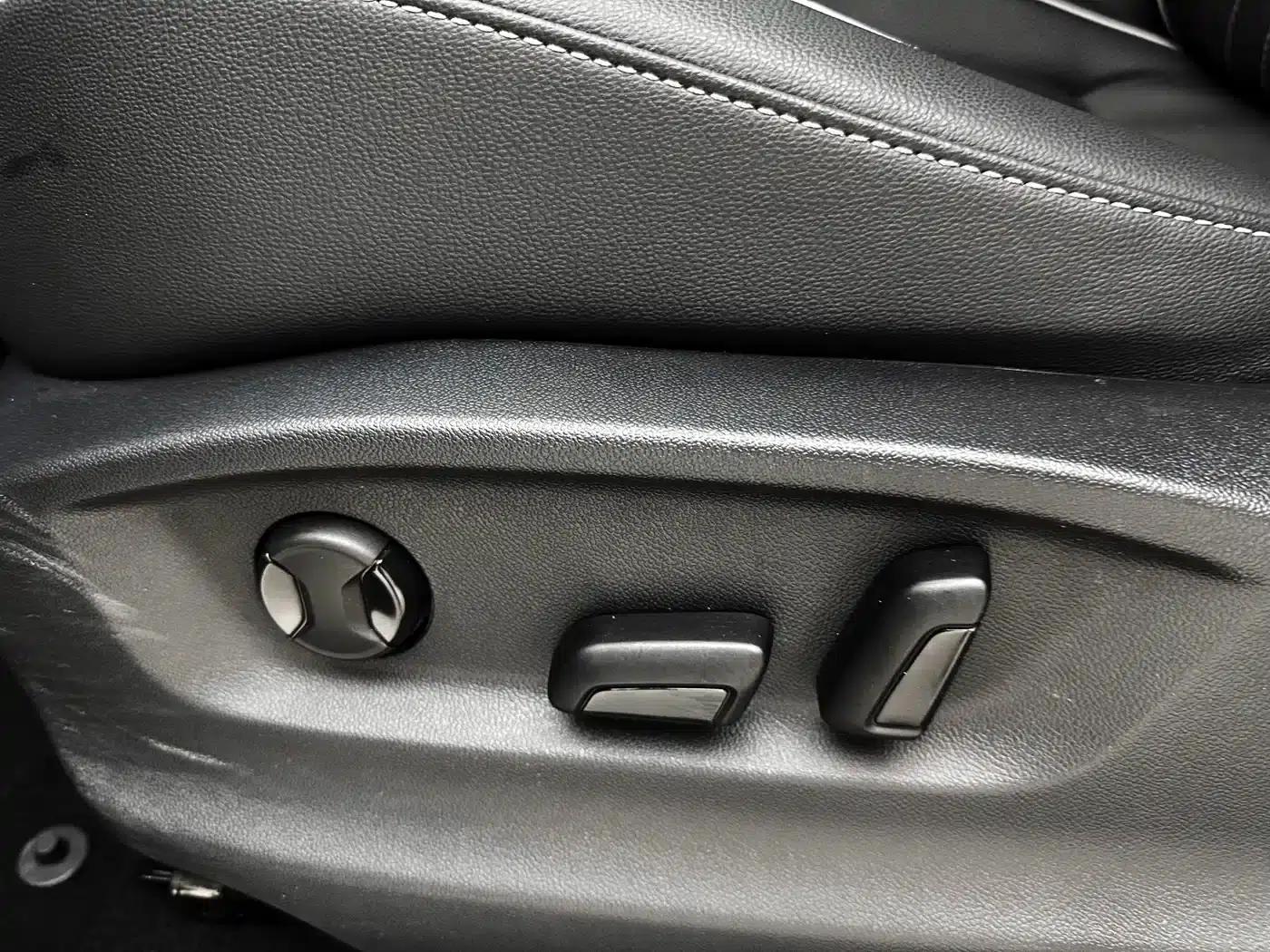 Tiguan L 2023 280TSI Automatic 2WD Trendy Limited Edition — миниатюра 18