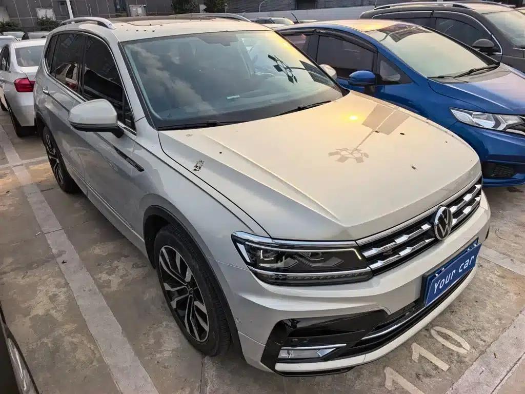 Tiguan L 2021 380TSI Automatic 4WD R-Line Premium Edition 7-Seater — миниатюра 3