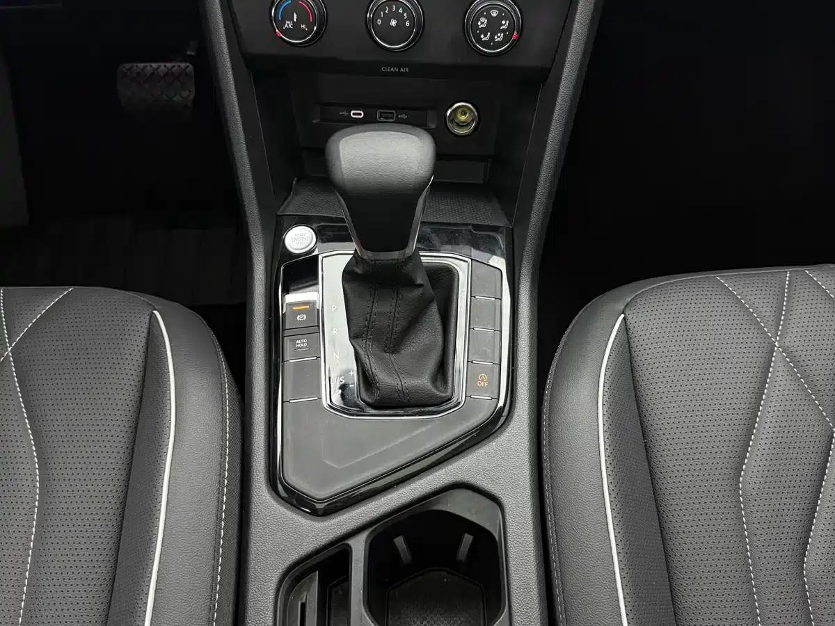 Tiguan L 2023 280TSI Automatic 2WD Trendy Limited Edition — миниатюра 12
