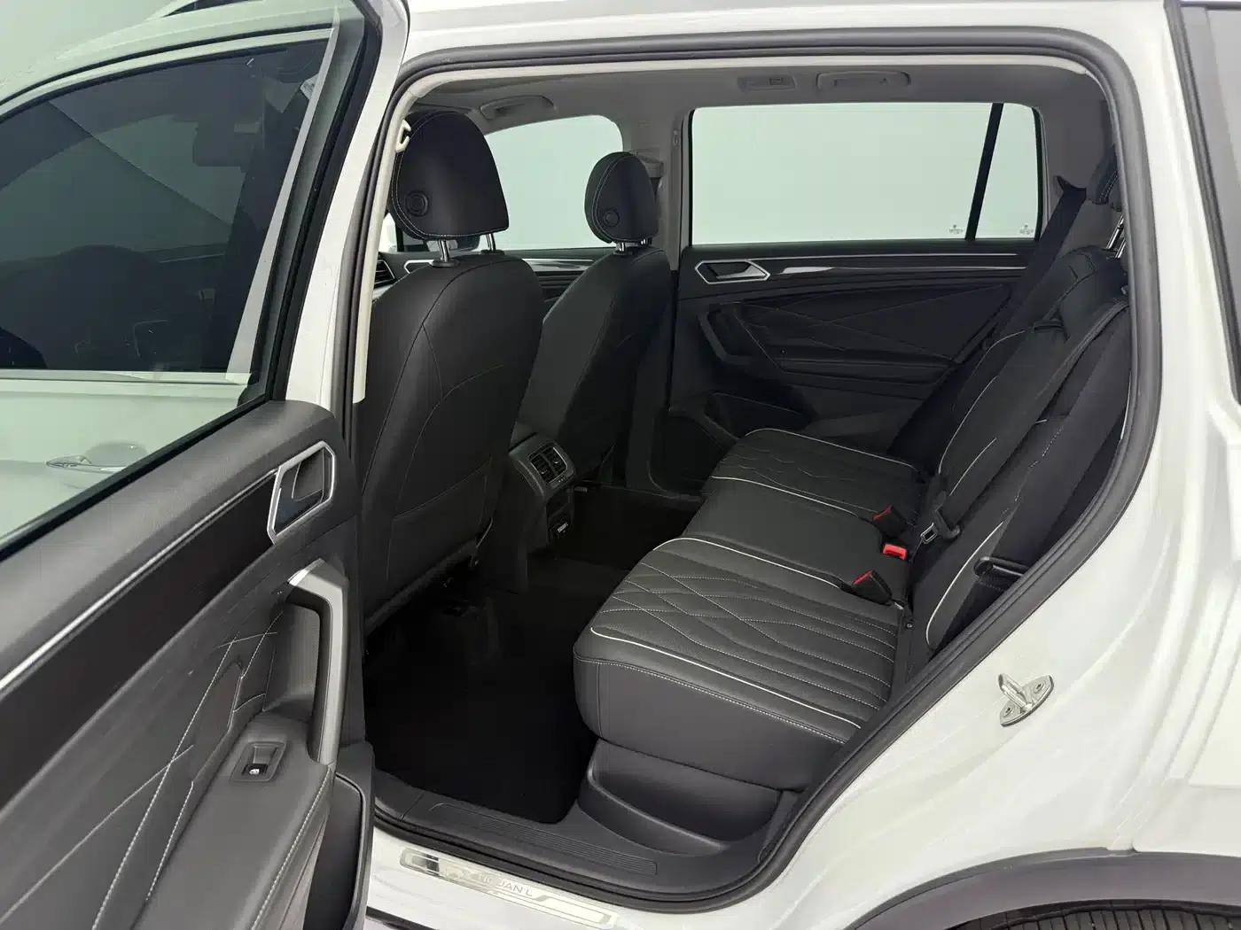 Tiguan L 2023 280TSI Automatic 2WD Trendy Limited Edition — миниатюра 14
