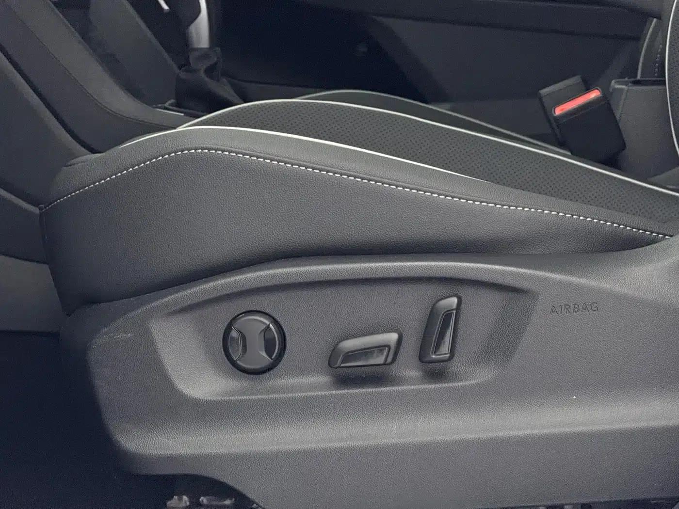 Tiguan L 2023 280TSI Automatic 2WD Trendy Limited Edition — миниатюра 20