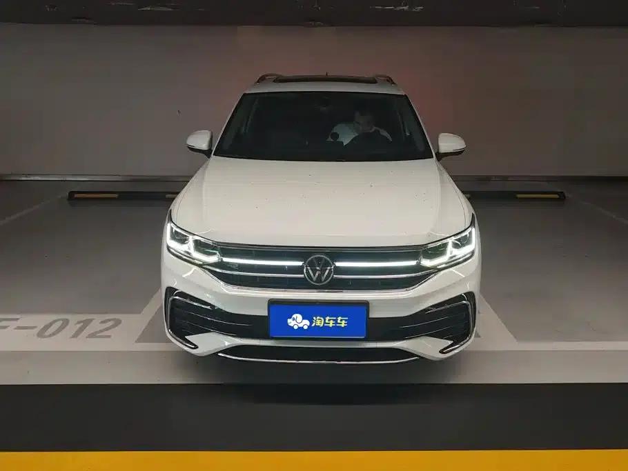 Tiguan L 2023 Facelift 330TSI Automatic 2WD R-Line Flagship Edition — миниатюра 2