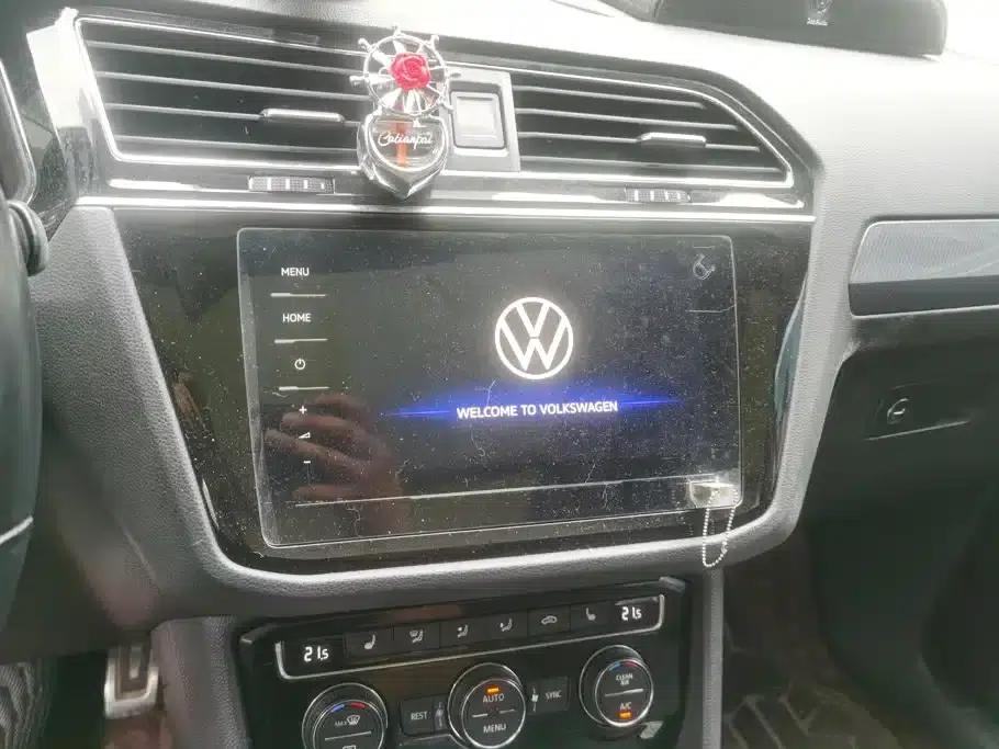 Tiguan L 2021 330TSI Automatic 2WD R-Line Premium Edition — миниатюра 13