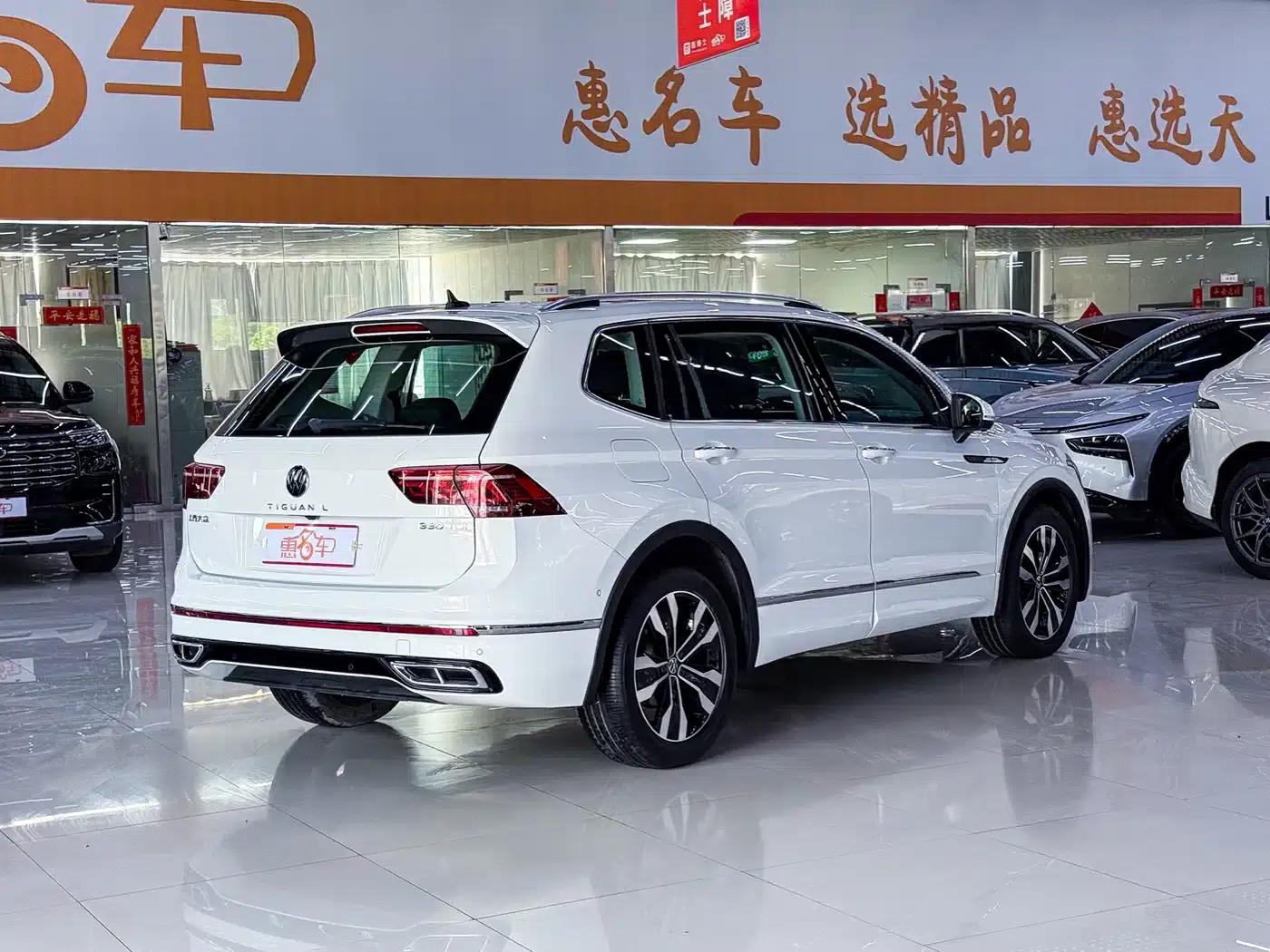 Tiguan L 2024 330TSI Automatic 2WD R-Line Premium Edition — миниатюра 9