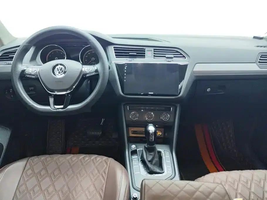 Tiguan L 2020 330TSI Automatic 2WD Fashion Edition (China VI Emission Standard) — миниатюра 11