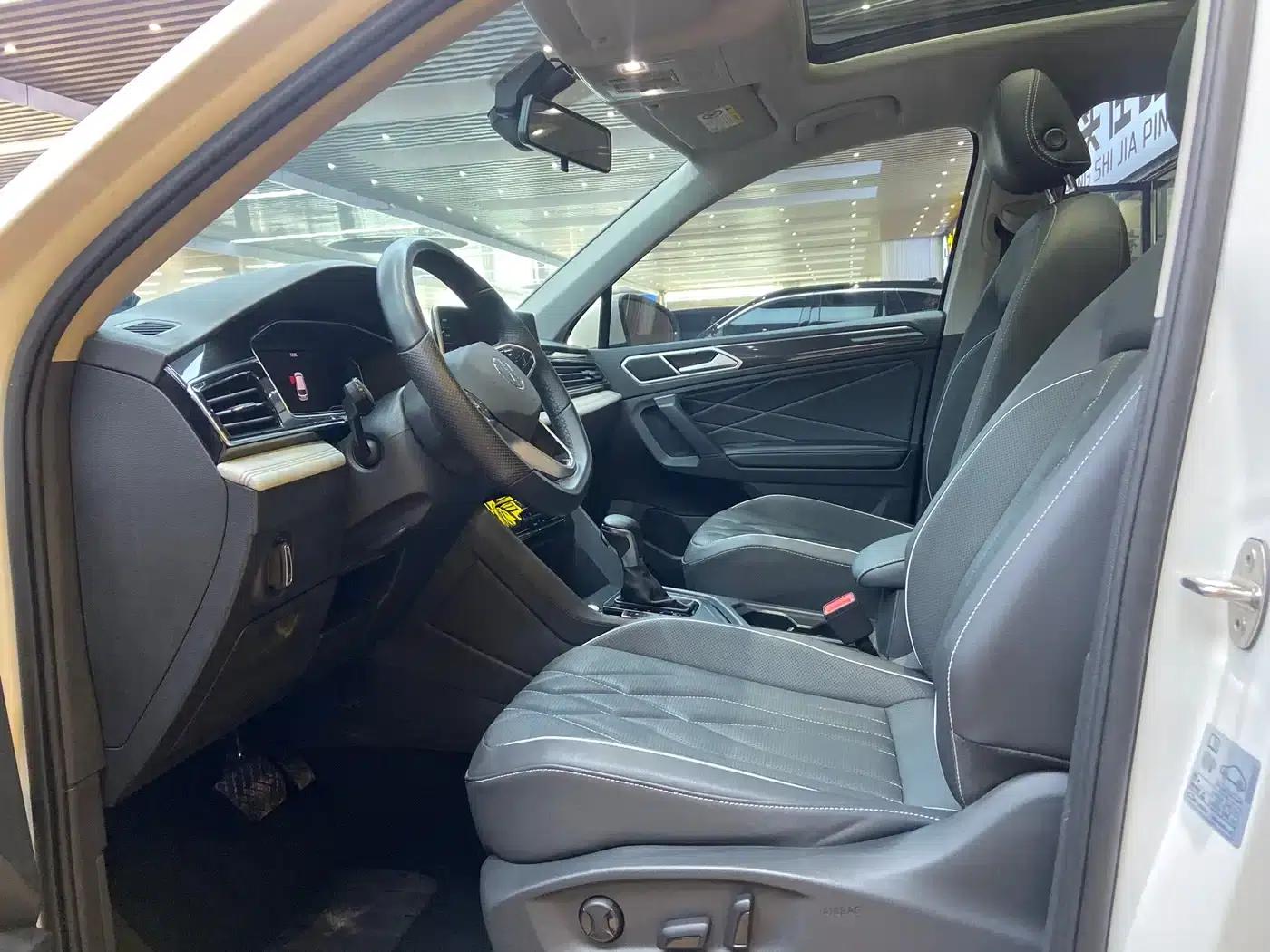 Tiguan L 2022 330TSI Automatic 2WD Smart Edition — миниатюра 5