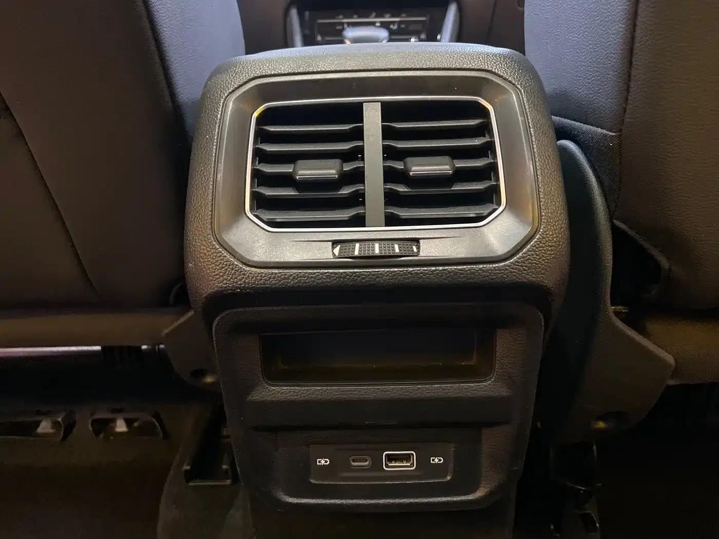 Tiguan L 2022 330TSI Automatic 2WD Smart Edition — миниатюра 8