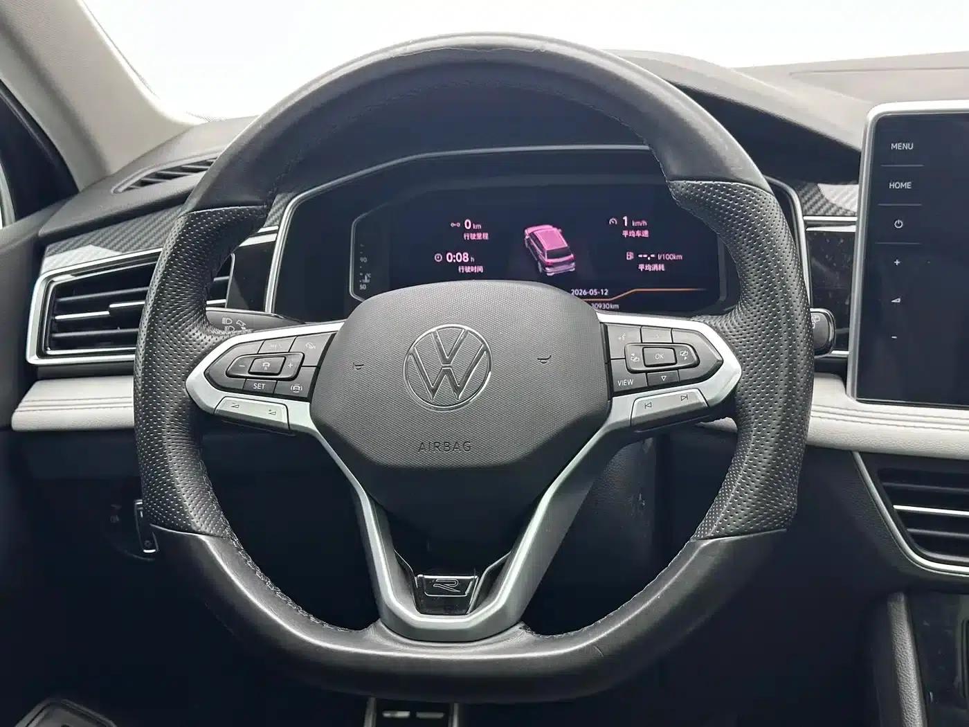 Tiguan L 2024 330TSI Automatic 2WD R-Line Premium Edition — миниатюра 10
