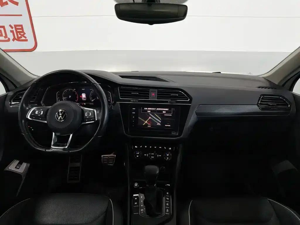Tiguan L 2021 330TSI Automatic 2WD R-Line Flagship Edition — миниатюра 5